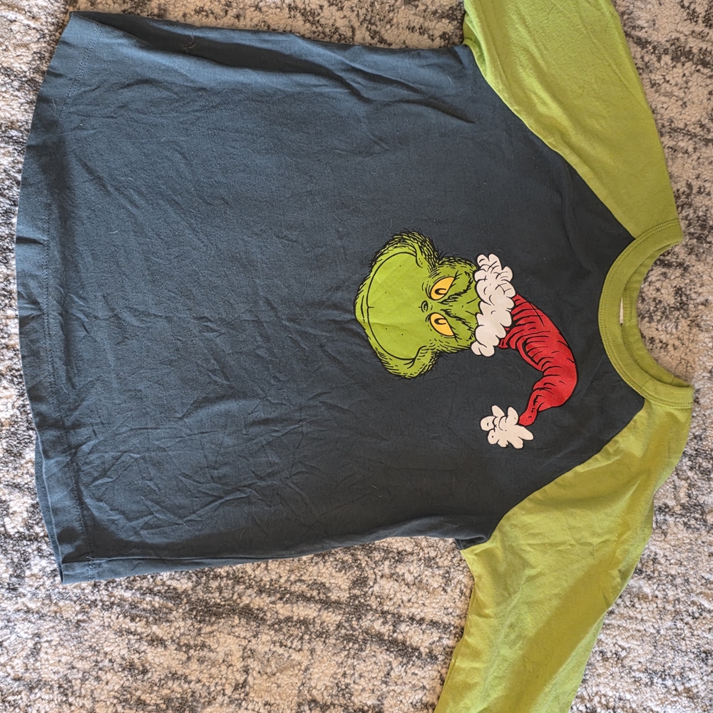 Hanna Andersson Green and Black Grinch Raglan Shirt